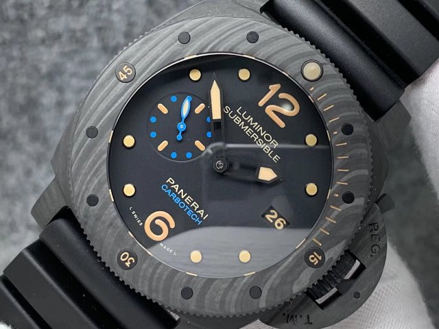 Replika Panerai PAM 616 Karbon Bezel