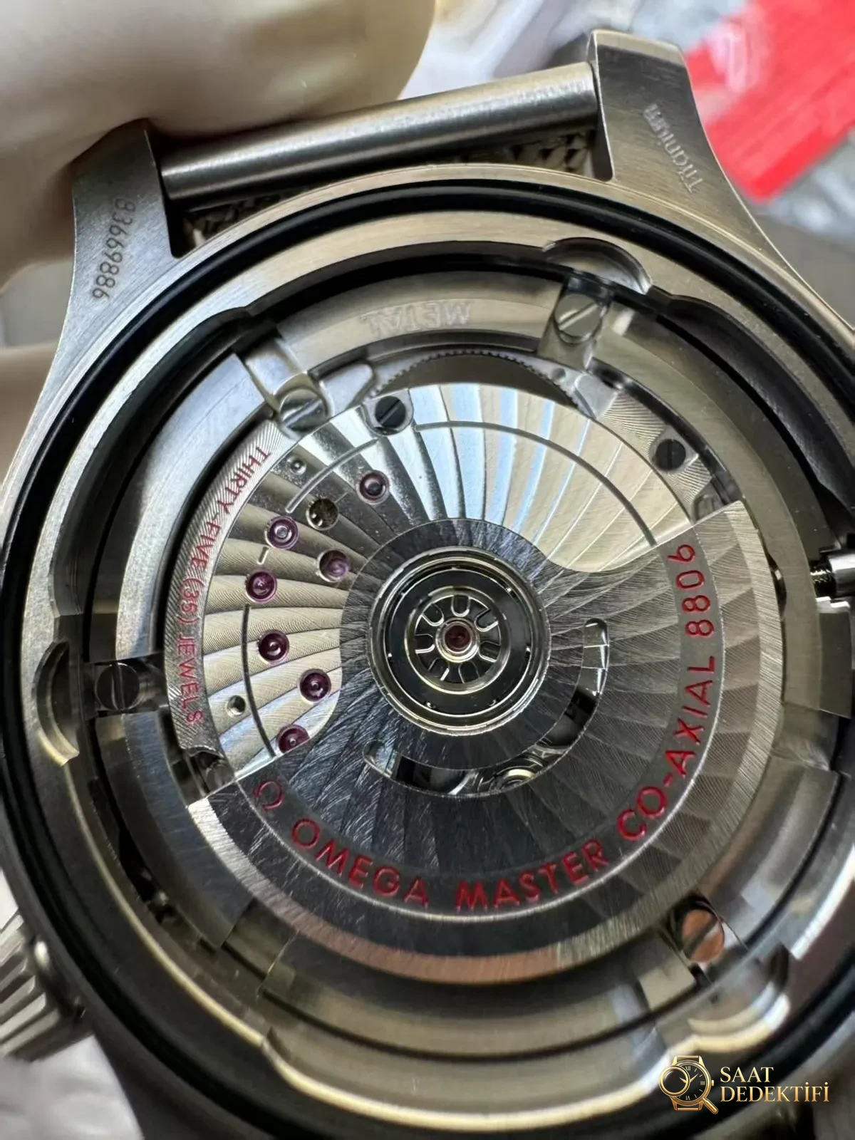 VS Factory V4 Seamaster 007 No Time to Die - Genel Açı ve Estetik Duruş