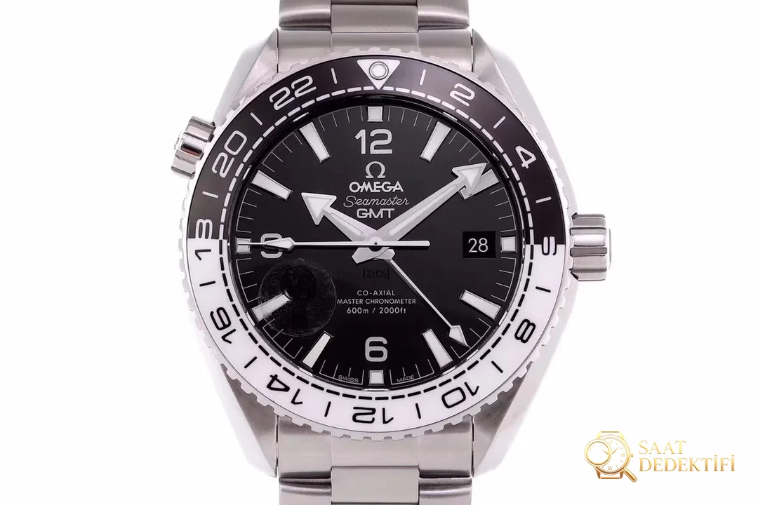 VS Factory yeni Omega Seamaster 600 GMT tai chi bezel siyah-beyaz bezel 43.5 mm 8906 mekanizma replika saat incelemesi - Arka Kapak ve Mekanizma Detayı