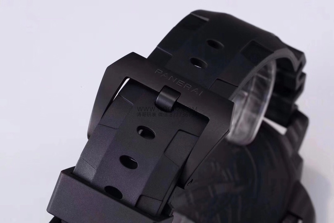 VS Factory yeni Panerai Submersible serisi PAM979 karbon fiber replika saat incelemesi — 13. fotoğraf