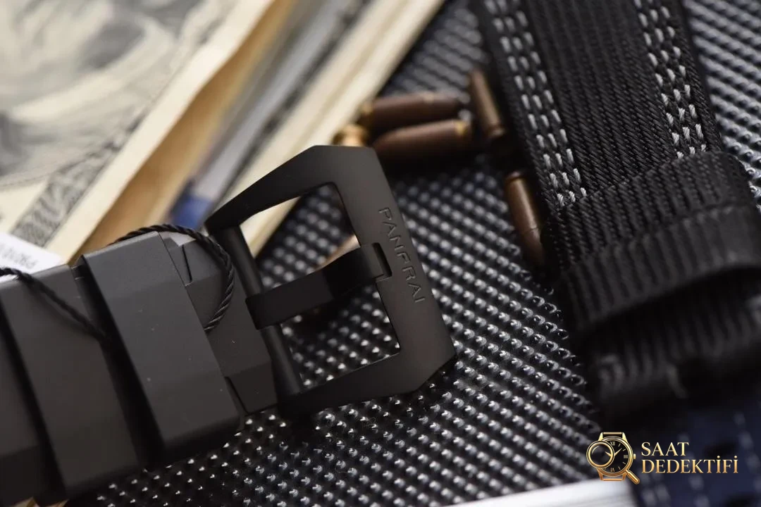 VS Factory yeni Panerai Submersible serisi PAM979 karbon fiber replika saat incelemesi - Tepe Koruması ve Ayar Fonksiyonu