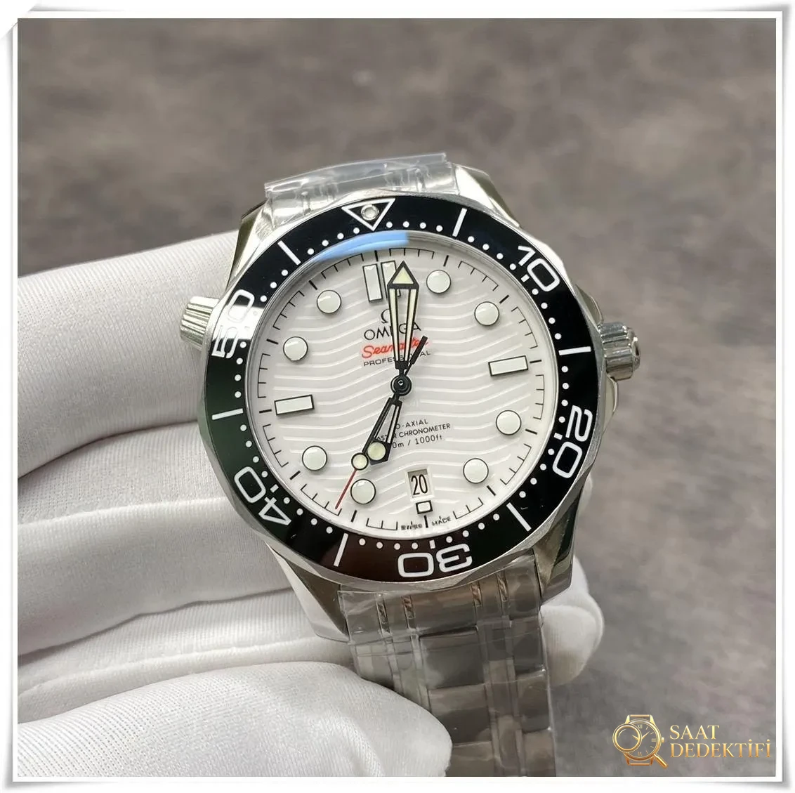 VS Factory yeni Seamaster 300m panda renkli beyaz dalgalı seramik kadranlı saati nereden almak daha güvenilir? - Kasa Profili ve Kurma Kolu İncelemesi