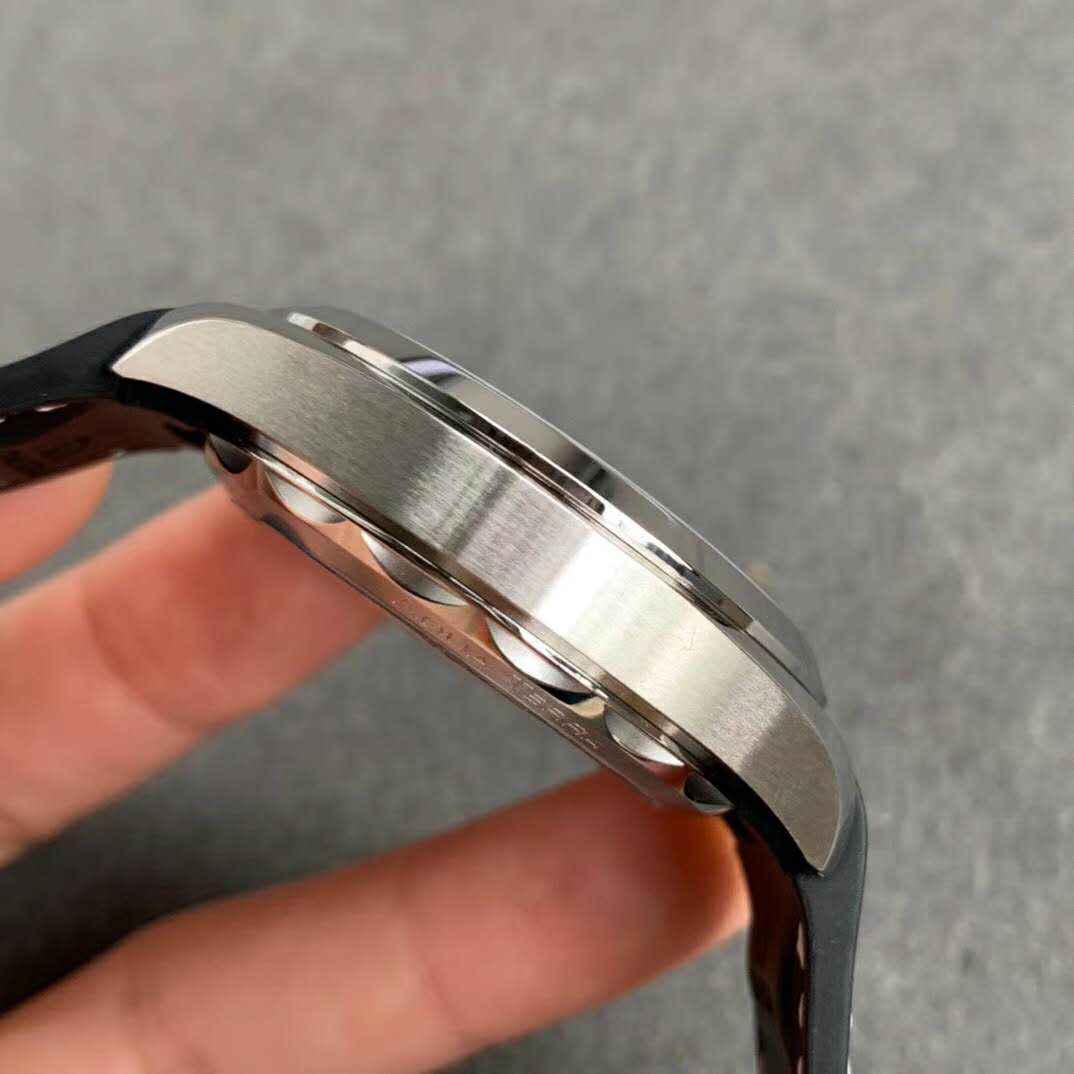 VS Factory Yeni Yeşil Kadranlı Seamaster Aqua Terra 150m'yi Yayınladı — 5. fotoğraf