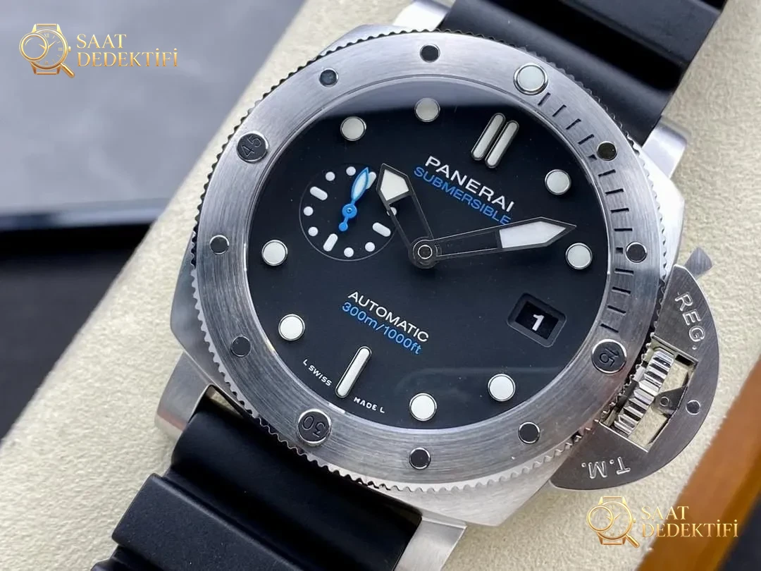 VS Factory(SBF)Panerai Submersible 1229 P900 mekanizmalı: gerçeğe benzerliği nasıl? - Kasa Profili ve Kurma Kolu İncelemesi