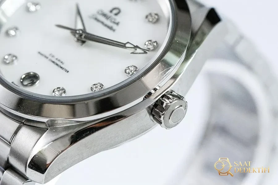 VS Omega Seamaster 150 metre inci beyazı sedef replika saat - 34 mm - Bilezik, Toka ve Klips Mekanizması