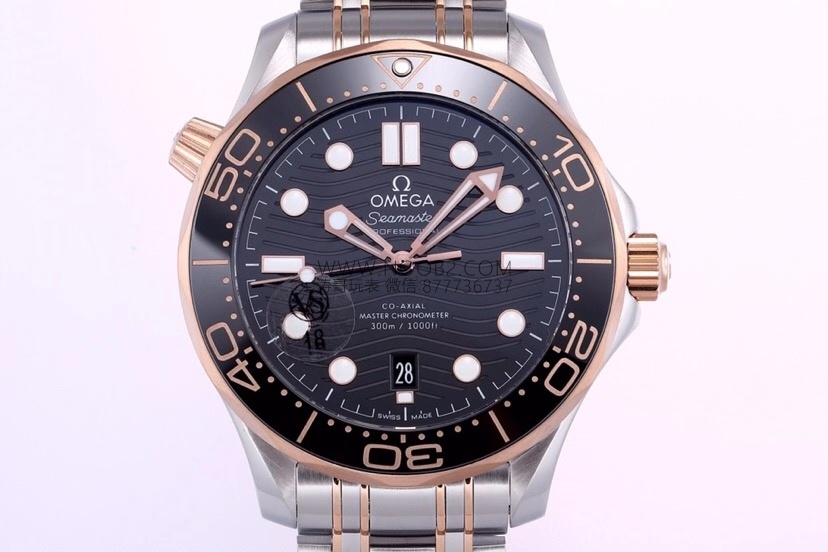 VS Omega yeni Seamaster 300 çift ton rose gold 8800 mekanizmalı replika saat incelemesi — 6. fotoğraf