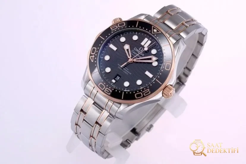 VS Omega yeni Seamaster 300 çift ton rose gold 8800 mekanizmalı replika saat incelemesi - Klips Kilidi ve Lazer Damgalar