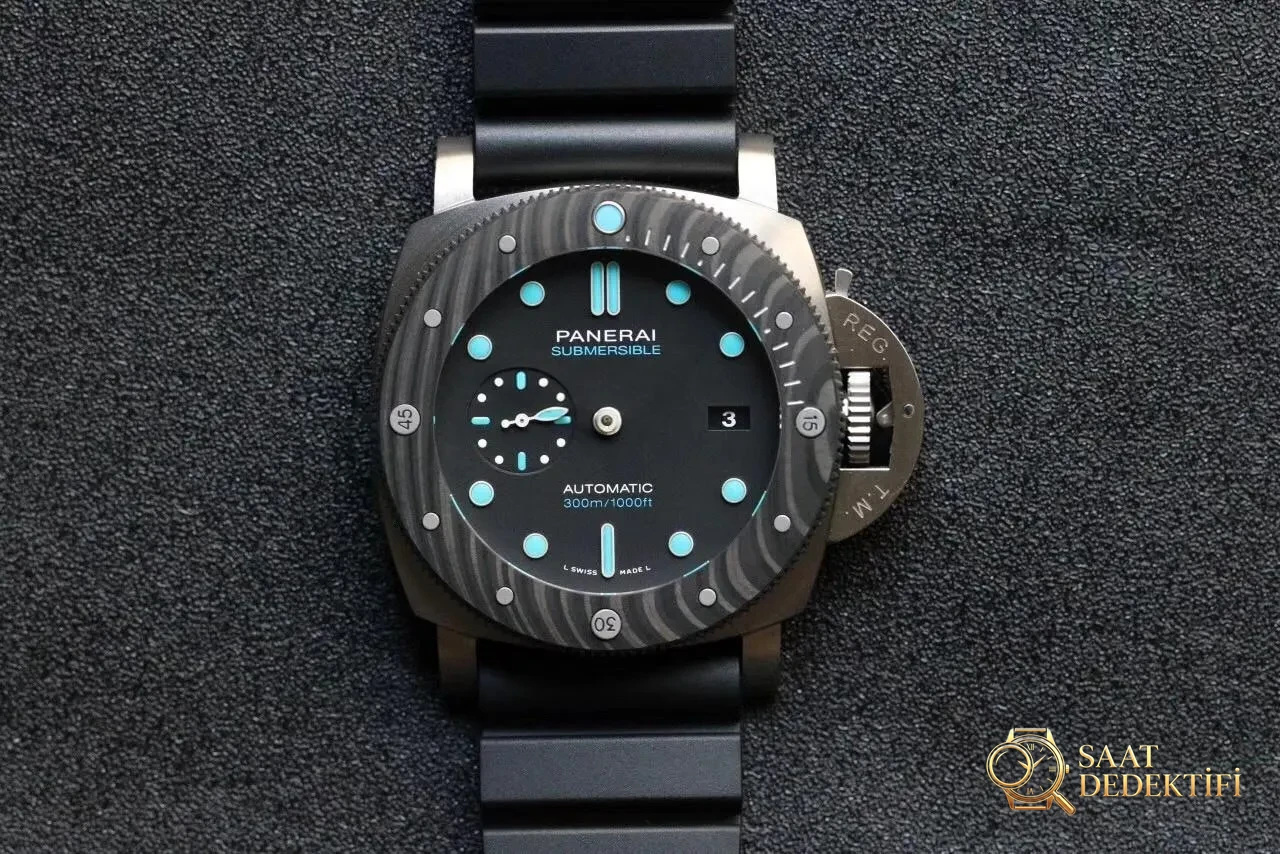 VS Panerai PAM799 karbon fiber bezelli titanyum kasa 47 mm replika saat incelemesi - Kasa Profili ve Kurma Kolu İncelemesi
