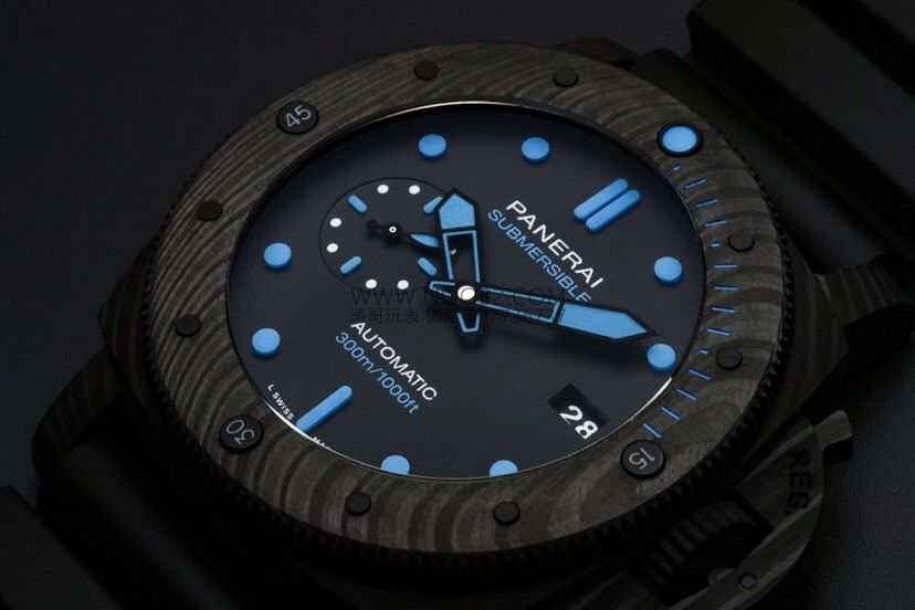 VS Panerai Submersible serisi PAM01616 karbon fiber replika saat incelemesi — 5. fotoğraf