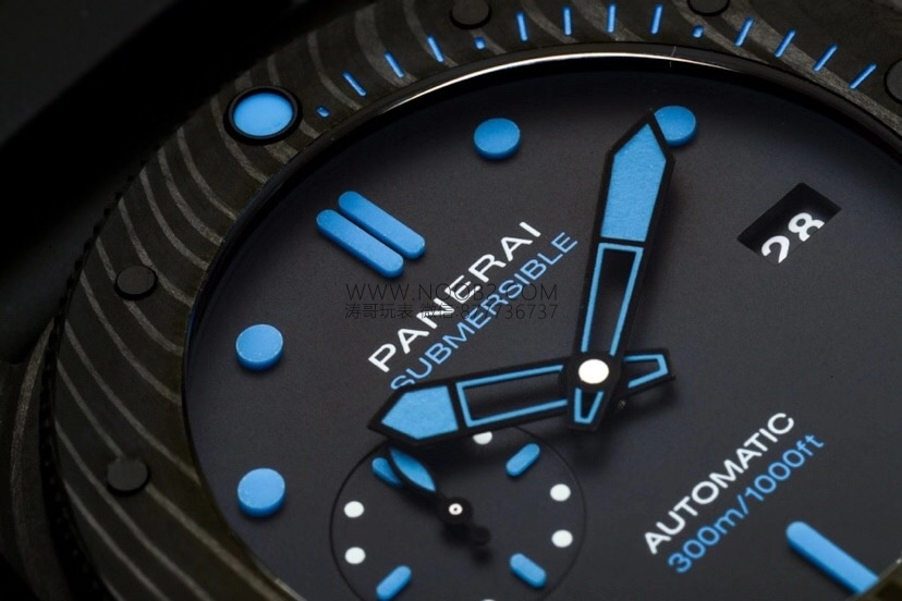 VS Panerai Submersible serisi PAM01616 karbon fiber replika saat incelemesi — 7. fotoğraf