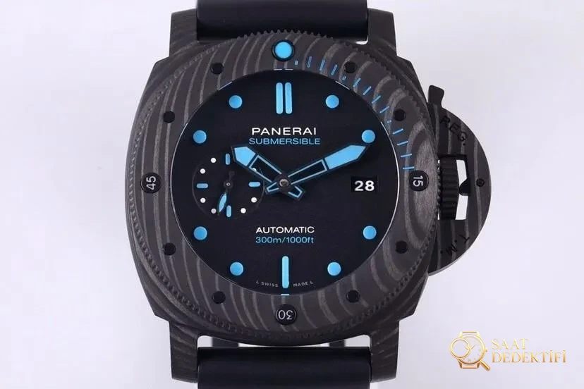 VS Panerai Submersible serisi PAM01616 karbon fiber replika saat incelemesi - Yan Profil ve Kordon Bağlantısı