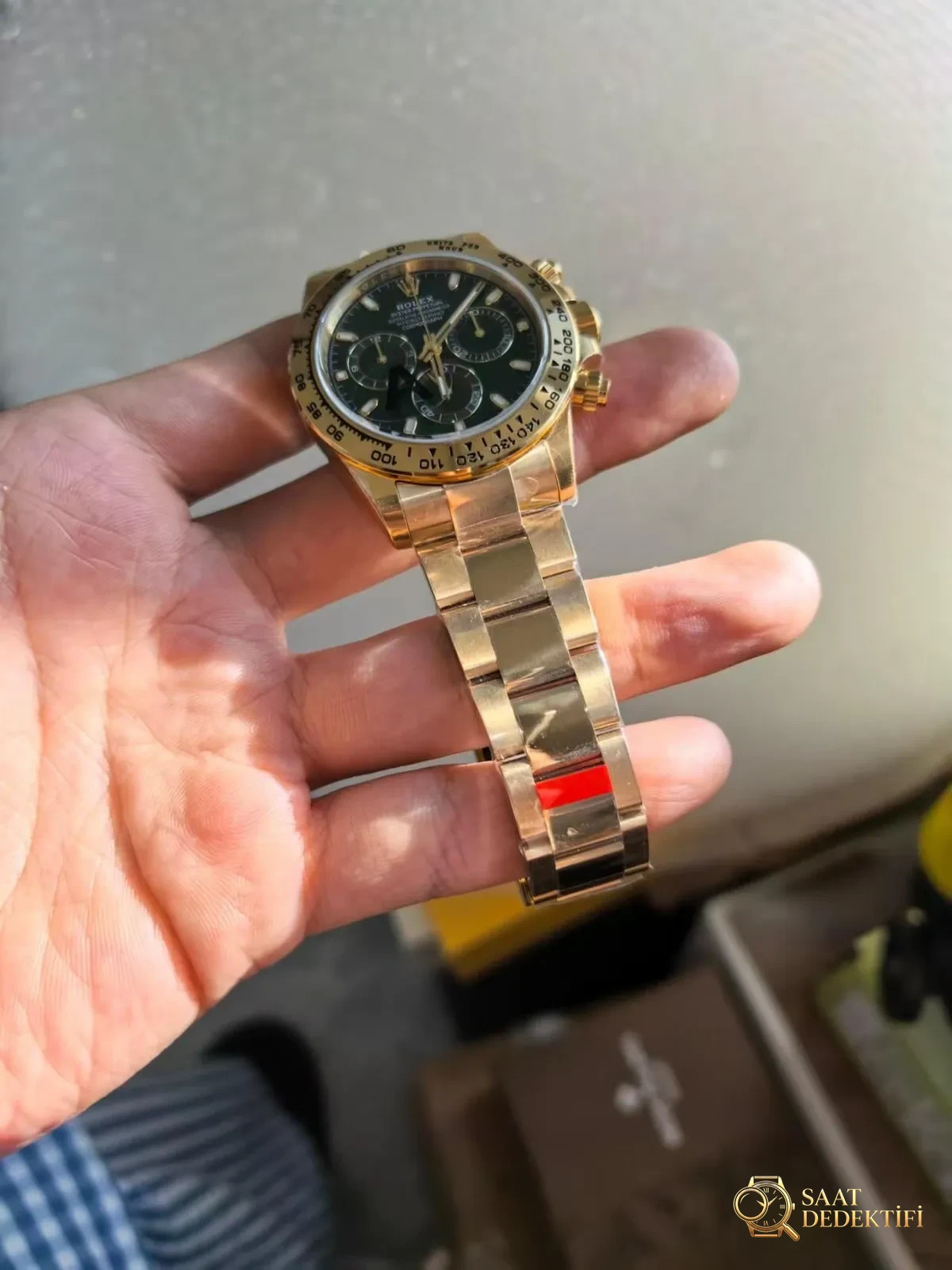 VSF Daytona Yellow Gold Green Dial V3 - Kasa Çeliği ve Polisaj Kalitesi