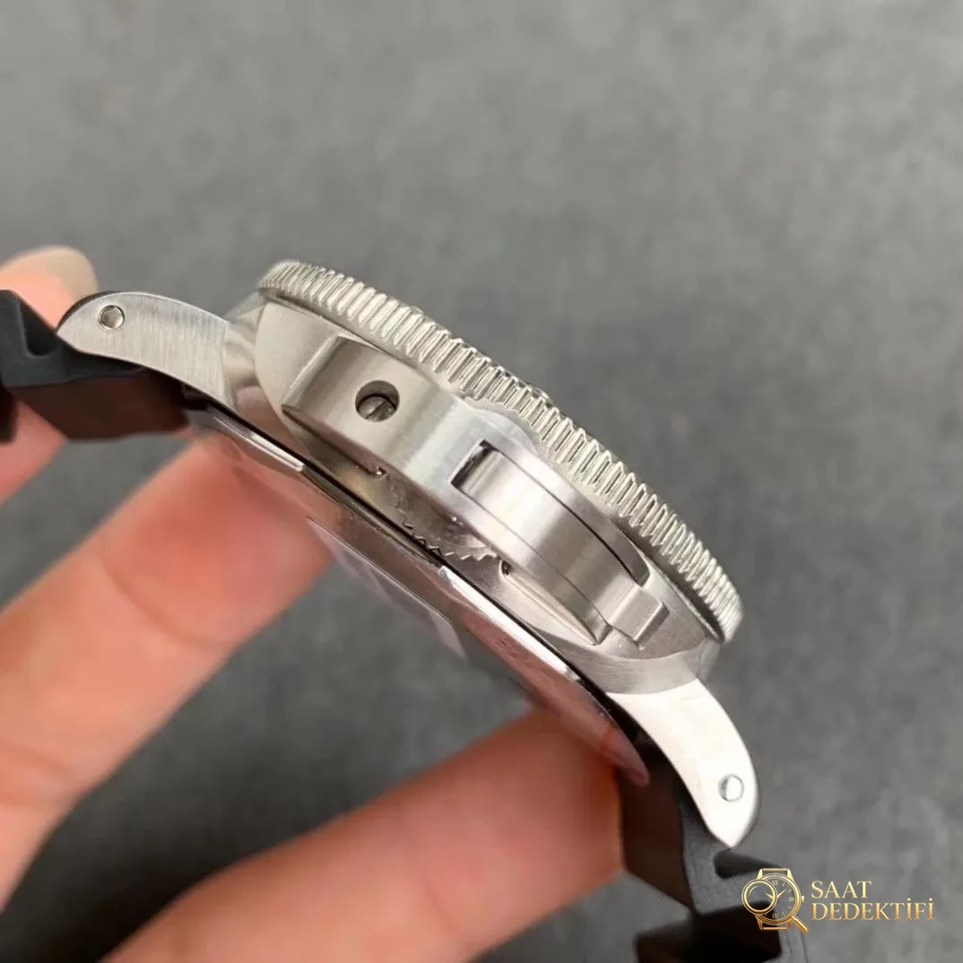 Replika Panerai PAM 683 Kurma Kolu Köprüsü