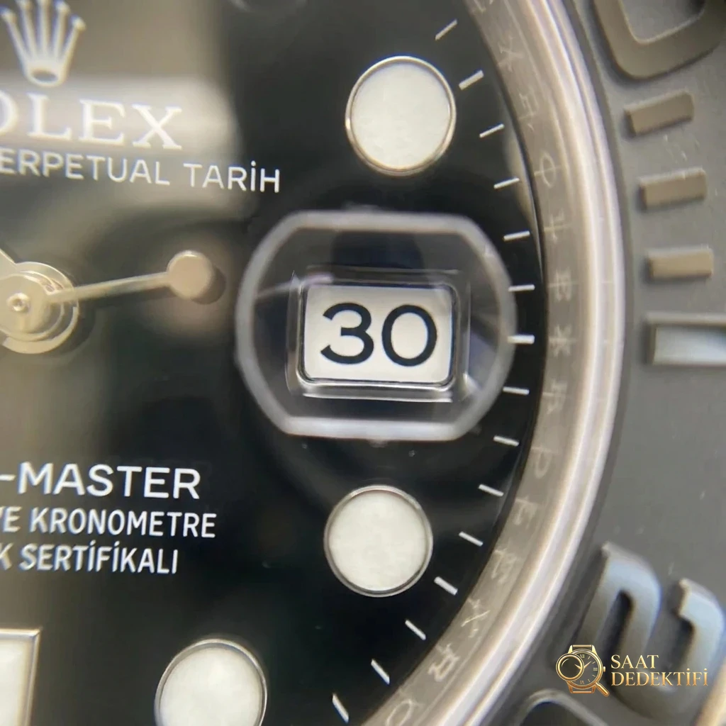 VS Factory Rolex Yacht-Master 42 mm (226659): Technische Makro-Überprüfung – Gehäuseboden und Uhrwerkdetails