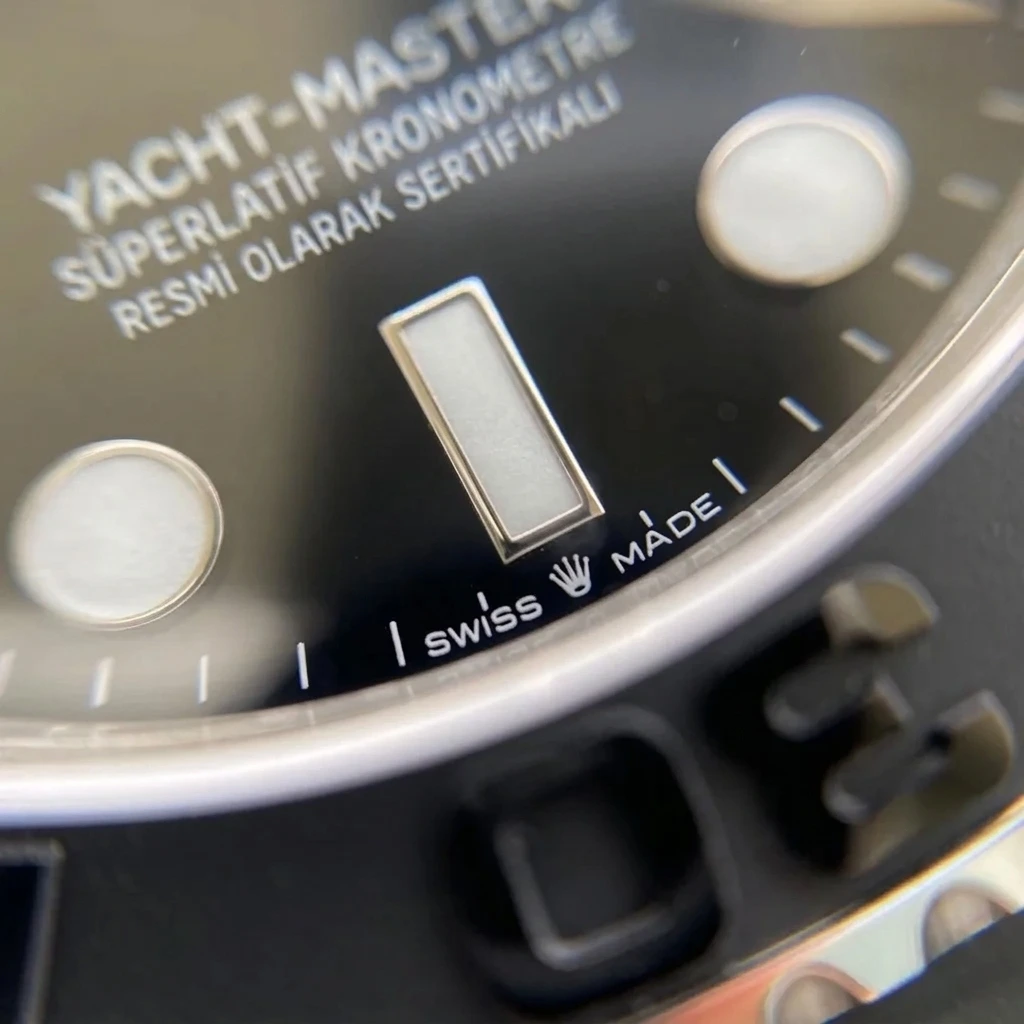 VS Factory Rolex Yacht-Master 42 mm (226659): Technische Makro-Überprüfung – Makro-Zifferblatt und Index-Verarbeitung