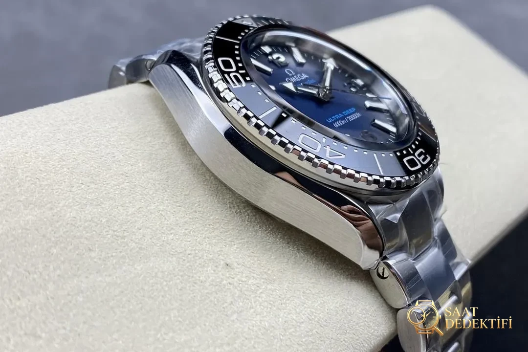 VS/SBF Factory Omega yeni Deniz Kralı Planet Ocean ULTRA DEEP kalitesi nasıl? - Bilekte Duruş ve Kasa Orantısı