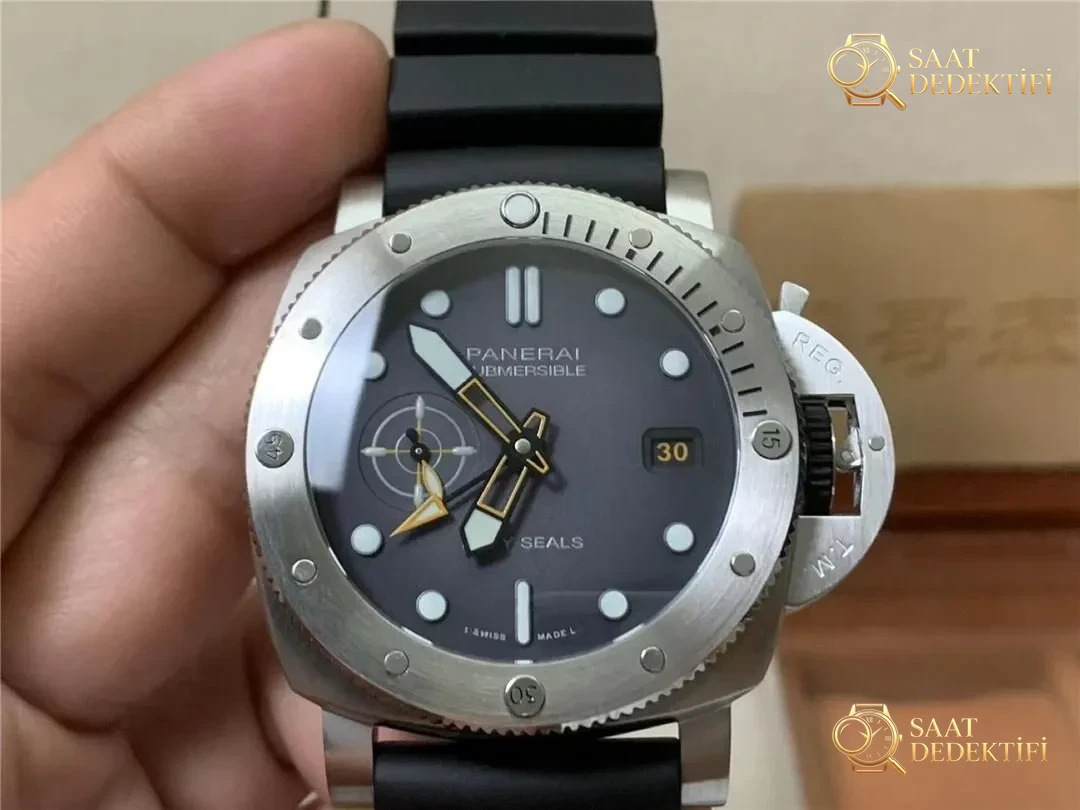 VS/SBF Factory Panerai 1323 Limited Edition Gerçek Çekim Kısa İnceleme - Kasa Profili ve Kurma Kolu İncelemesi