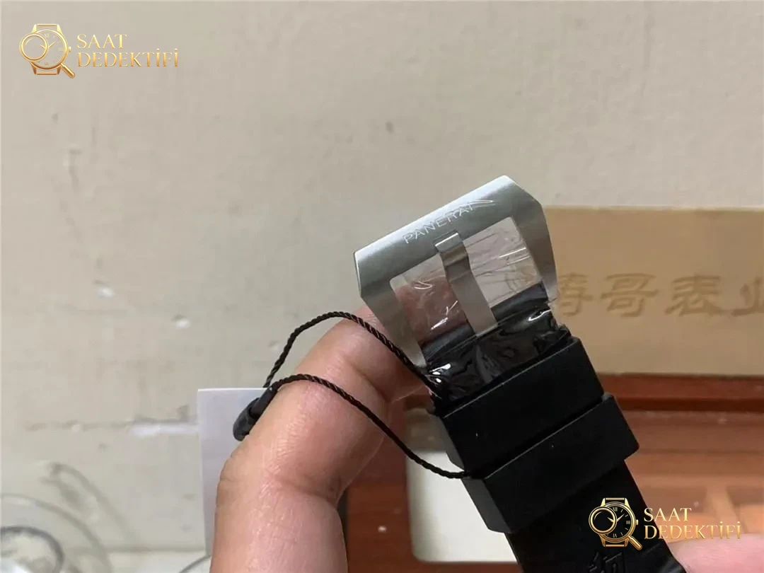 VS/SBF Factory Panerai 1323 Limited Edition Gerçek Çekim Kısa İnceleme - Mekanizma Zemberek ve Balans Detayı