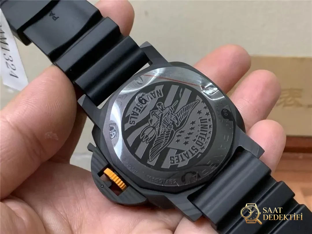 VS/SBF Factory Panerai PAM1324 karbon fiber almaya değer mi? - Bilezik, Toka ve Klips Mekanizması