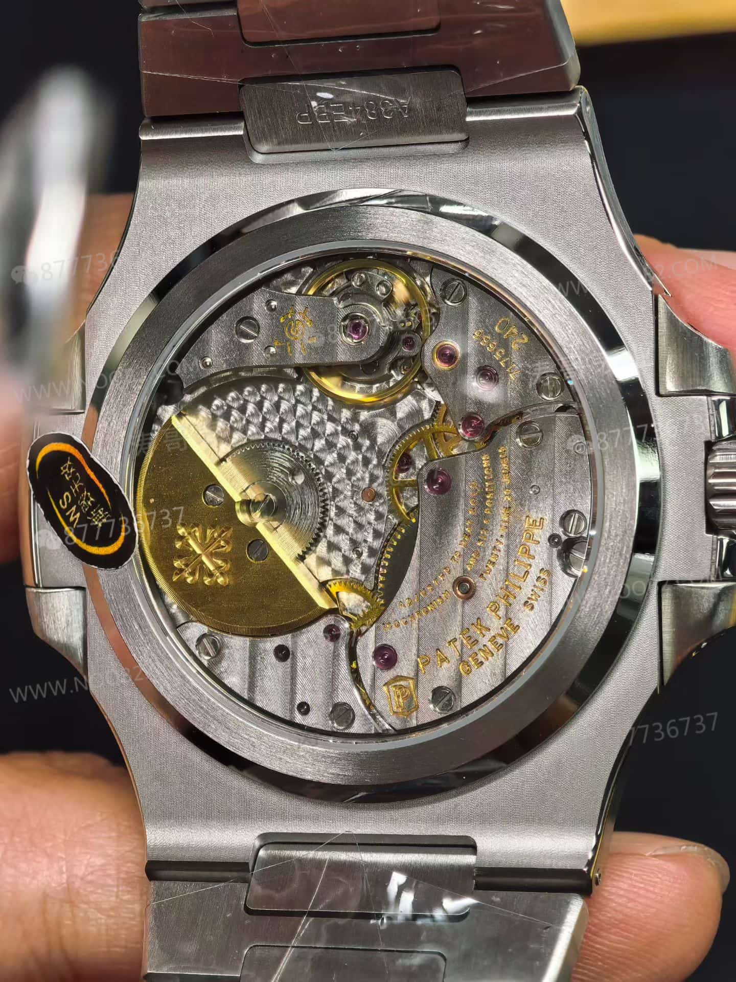 WS Factory tam modifiyeli Patek Philippe Nautilus 5712 SW kadranı, dolu orta aks, mat yüzeyli mooniphase kadranı ile bir çırpıda hedefe ulaşıyor mu? — 12. fotoğraf