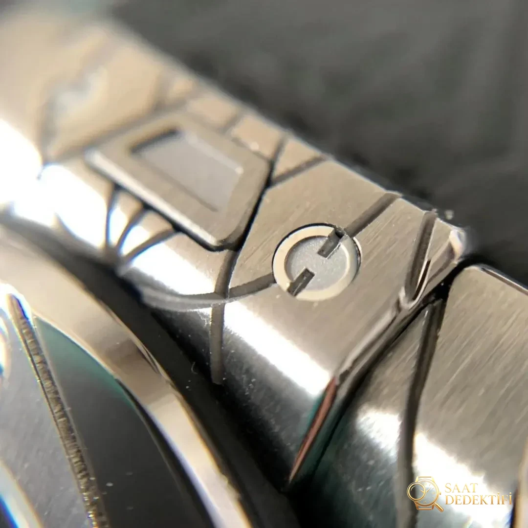 WWF Factory Hublot Big Bang Sang Bleu Tattoo İncelemesi: Sektördeki ilk gerçek titanyum SangBleu saati - Toka İçi Mikro Ayar Mekanizması