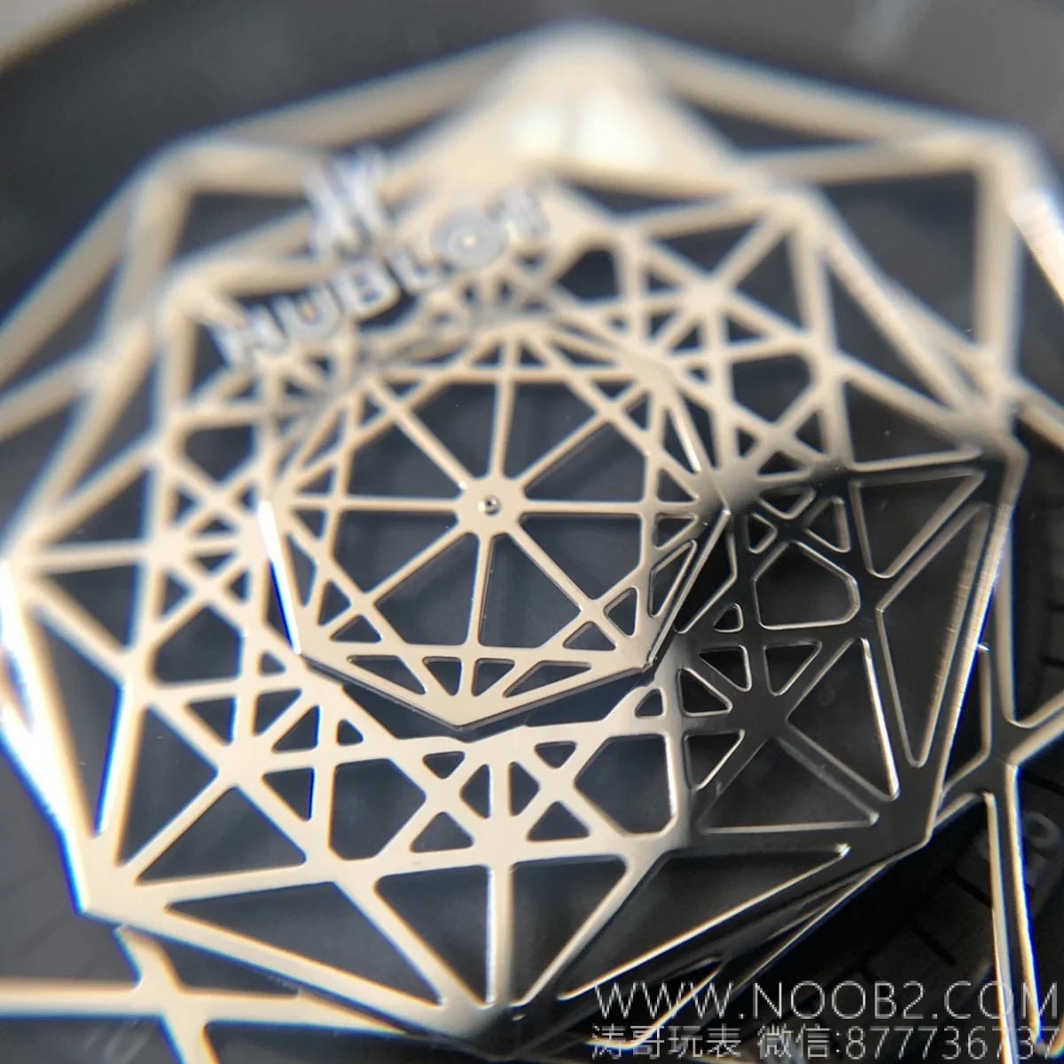 WWF Factory Hublot Big Bang Sang Bleu Tattoo İncelemesi: Sektördeki ilk gerçek titanyum SangBleu saati — 33. fotoğraf