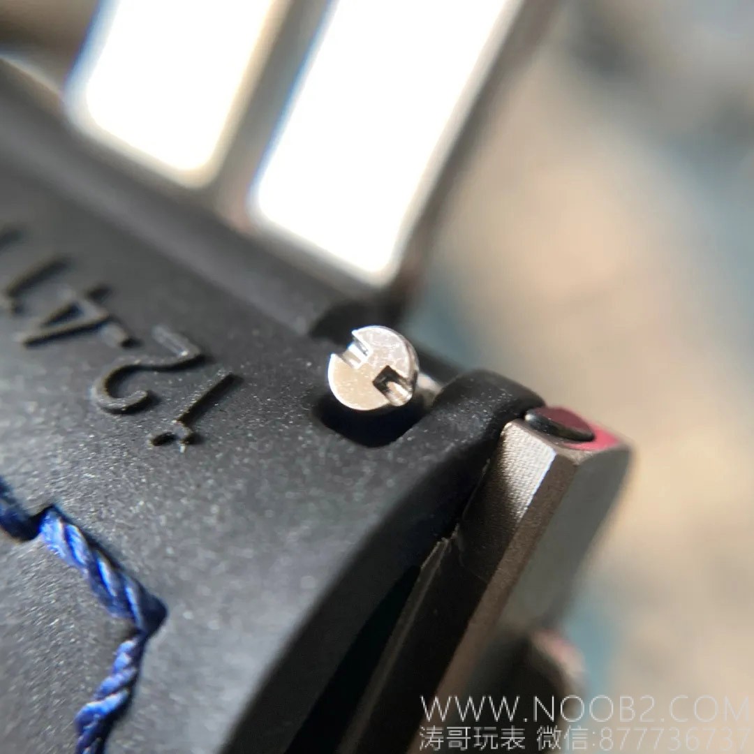 WWF Factory Hublot Big Bang Sang Bleu Tattoo İncelemesi: Sektördeki ilk gerçek titanyum SangBleu saati — 44. fotoğraf