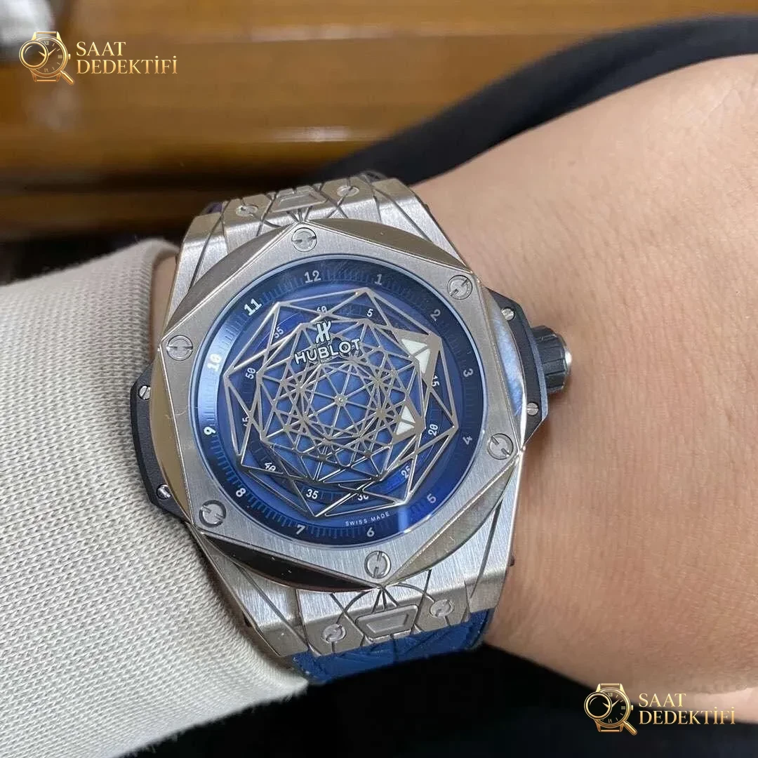WWF Factory Hublot Big Bang Sang Bleu Tattoo İncelemesi: Sektördeki ilk gerçek titanyum SangBleu saati - Kurma Kolu Dişli Hissiyatı ve Kurulum