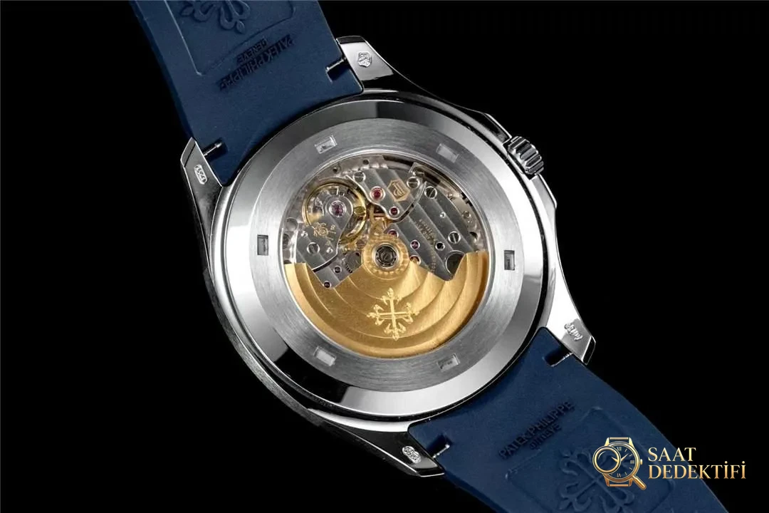 WY-3K Patek Philippe 5168 Degrade Mavi El Bombası 42 mm 324SC Tek Parça Mekanizma - Bilekte Duruş ve Kasa Orantısı