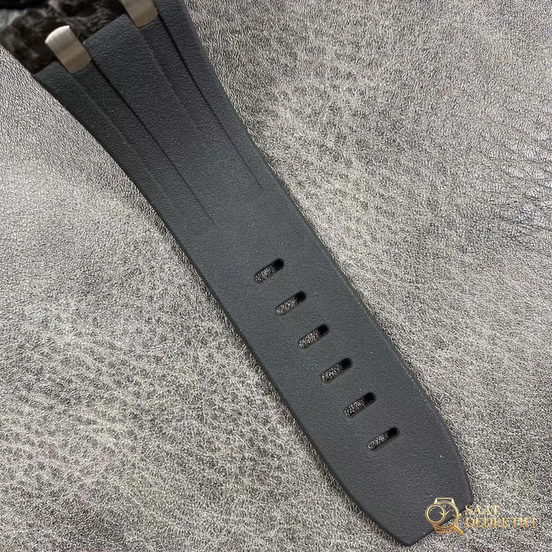 Qu'est-ce qui a été amélioré dans la version V3 de la montre en carbone forgé XF Factory Audemars Piguet 15706 ? - Fonction de protection et de réglage des pics