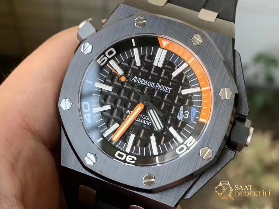 Is the XF Factory Audemars Piguet 15707 ceramic watch V2 version still obvious as a replica at first glance? - Mechanism Mainspring and Balance Detail