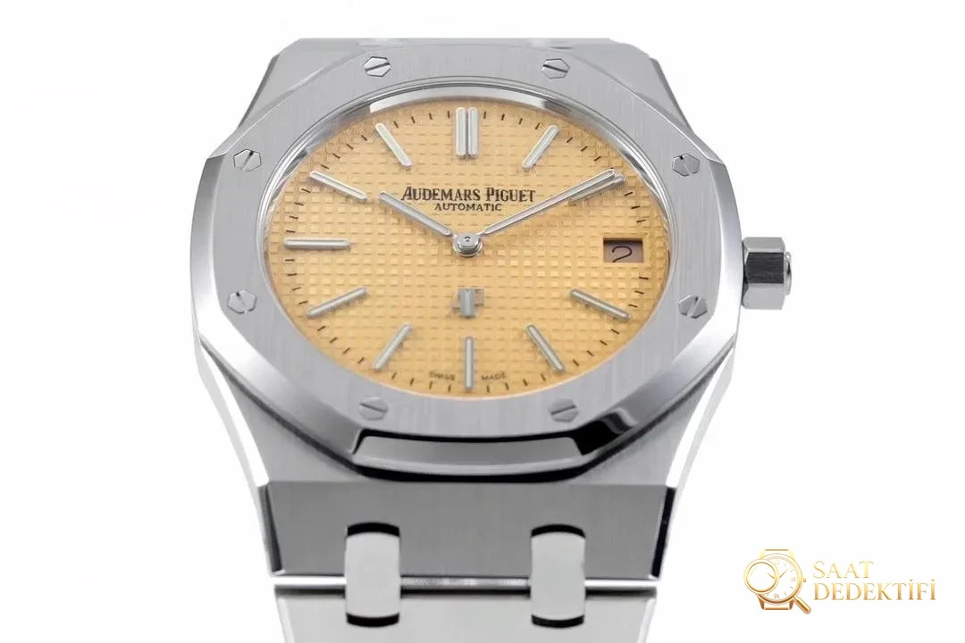 XF Factory Audemars Piguet Royal Oak 15202 rose gold kadranlı saat nasıl? - Makro Kadran ve İndeks İşçiliği