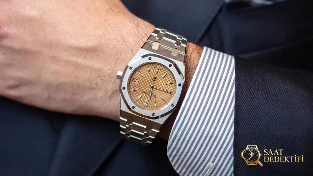 XF Factory Audemars Piguet Royal Oak 15202 rose gold kadranlı saat nasıl? - Genel Açı ve Estetik Duruş