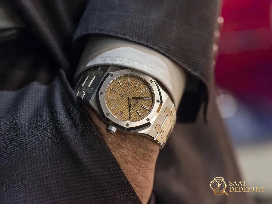 XF Factory Audemars Piguet Royal Oak 15202 rose gold kadranlı saat nasıl? - Kasa Çeliği ve Polisaj Kalitesi