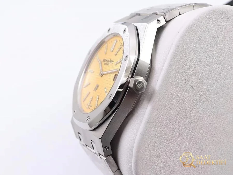 XF Factory Audemars Piguet Royal Oak 15202ST şampanya altın kadranlı saat detaylı inceleme - Klips Kilidi ve Lazer Damgalar