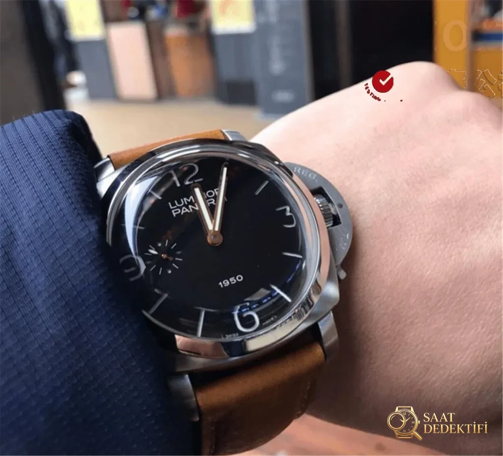 XF Factory Panerai 127 Klasiği Yeniden Yorumluyor - Panerailerin Kralı - Bilekte Duruş ve Kasa Orantısı