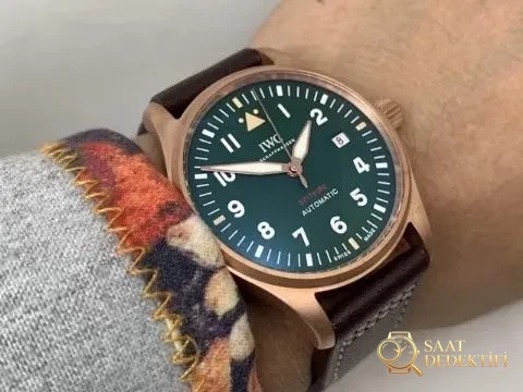 XF Factory Replika IWC Pilot Bronze Saat, Asia ETA 2824-2 Mekanizma ve Kahverengi Deri Kayış - Bilezik Bakla Ayrımı ve Pim Yapısı