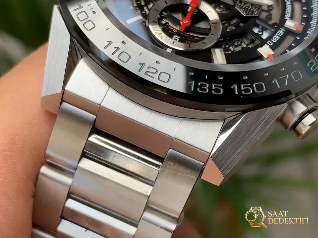 XF Factory TAG Heuer Carrera 01 Tam İskelet Kronograf Detaylı İnceleme - Genel Açı ve Estetik Duruş