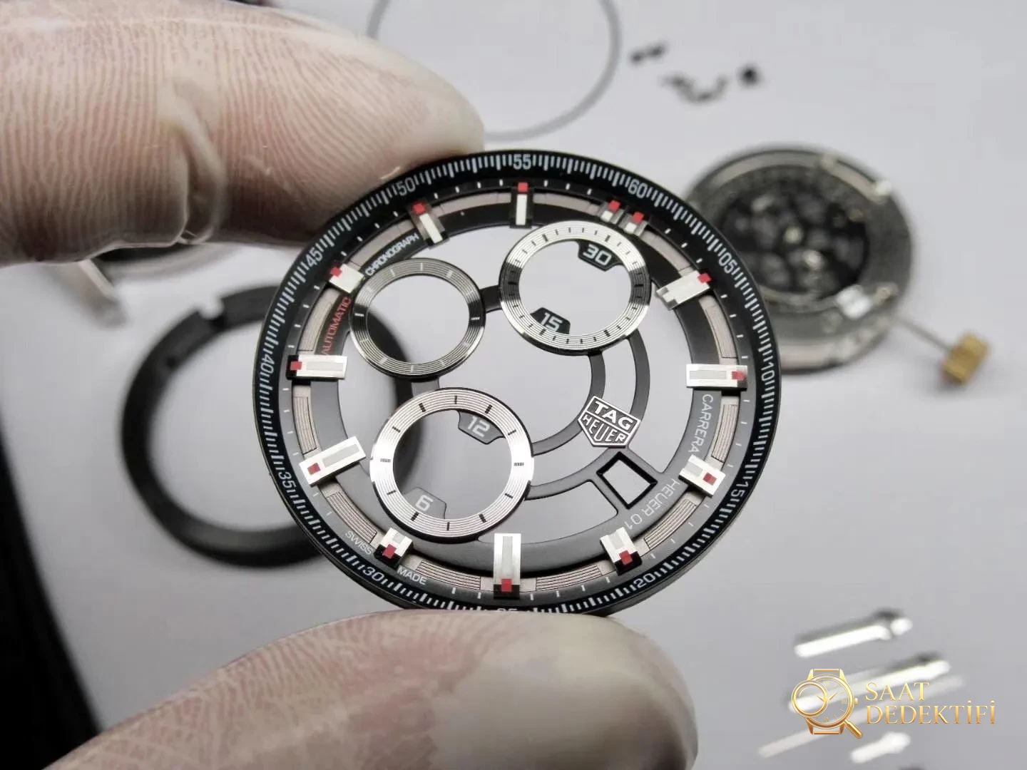 XF Factory TAG Heuer Carrera 01 Tam İskelet Kronograf Detaylı İnceleme - Kordon Dokusu ve Dikiş Detayları