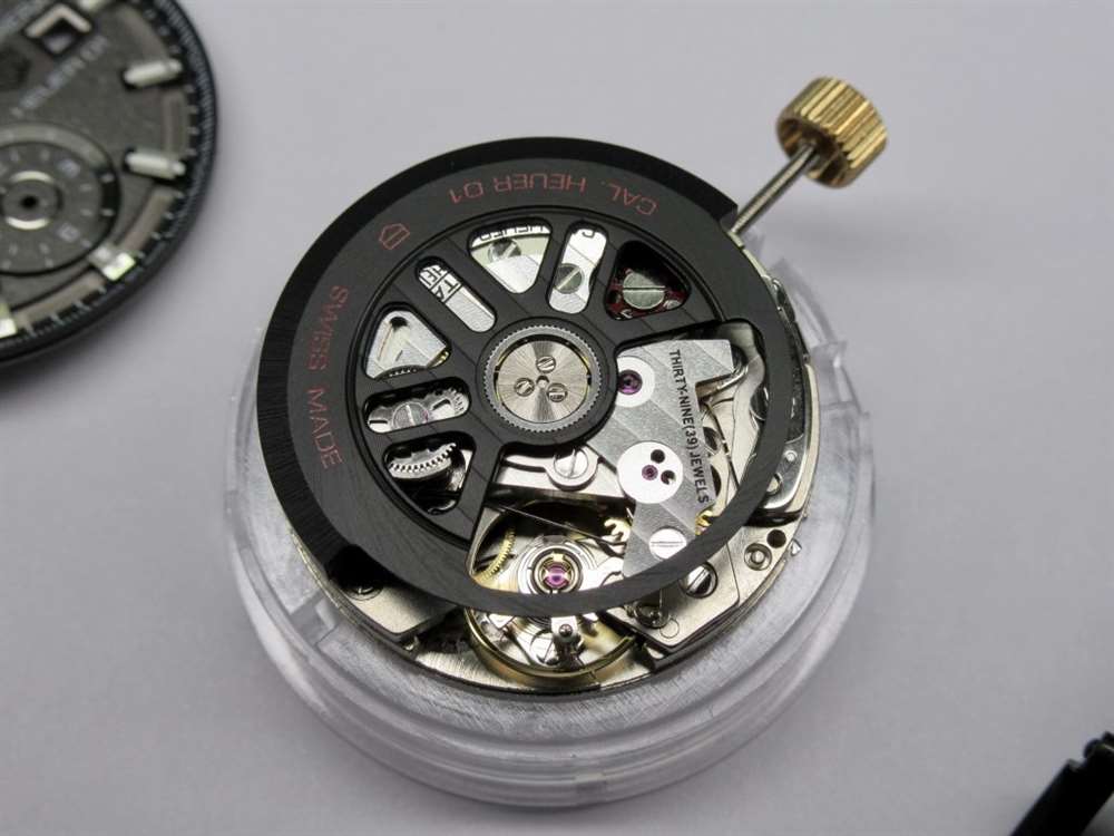 XF Factory TAG Heuer Carrera Ay Yüzeyi Heuer 01 CLEP özel modeli tanıtıldı — 16. fotoğraf