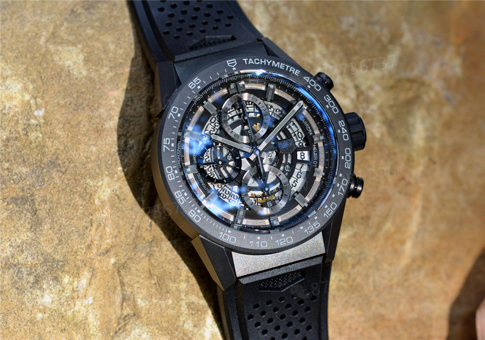 XF Factory TAG Heuer Carrera Black Knight Seramik Kronografın İşçilik İncelemesi — 16. fotoğraf