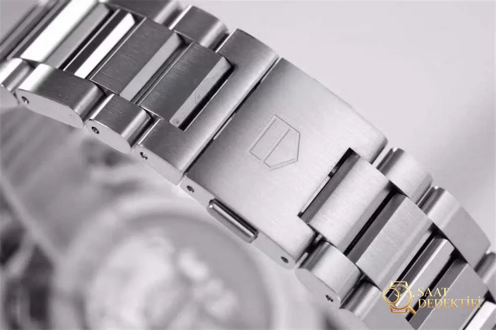 XF Factory TAG Heuer Carrera Black Phantom yeni model incelemesi - Klips Kilidi ve Lazer Damgalar