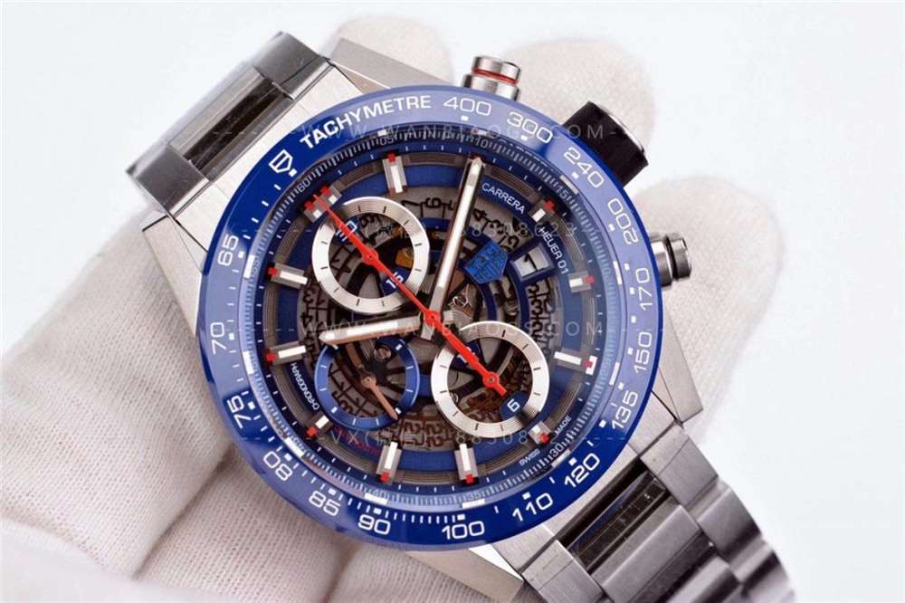 XF Factory TAG Heuer Carrera serisi - Yeni mavi kadranlı saat işçilik incelemesi — 2. fotoğraf
