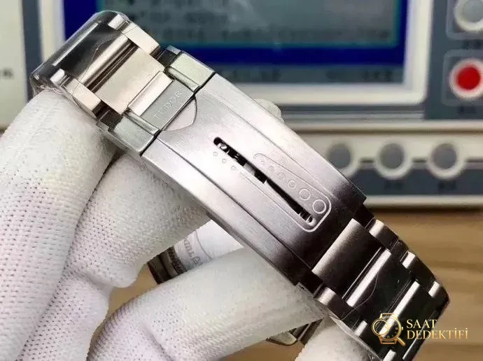 XF Factory Tudor mavi kar tanesi savaş baltası Pelagos serisi 25600TB kaç para? Gerçek-replika karşılaştırması ve orijinal inceleme - Klips Kilidi ve Lazer Damgalar