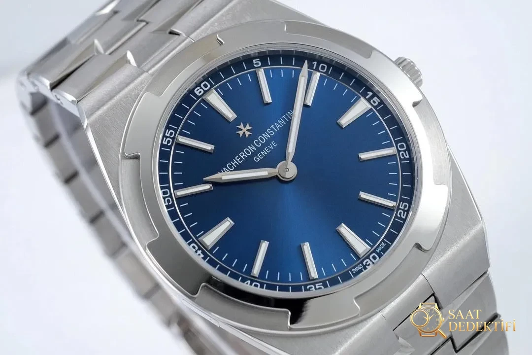 XF Factory Vacheron Constantin Overseas 2000V mavi kadran almaya değer mi? - Kasa Profili ve Kurma Kolu İncelemesi
