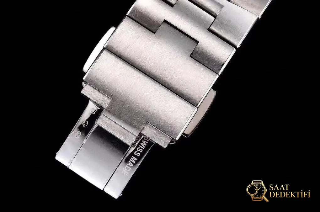XF Factory Vacheron Constantin Overseas 2000V Siyah Kadranlı Ultra İnce Saat İncelemesi - Bilekte Duruş ve Kasa Orantısı