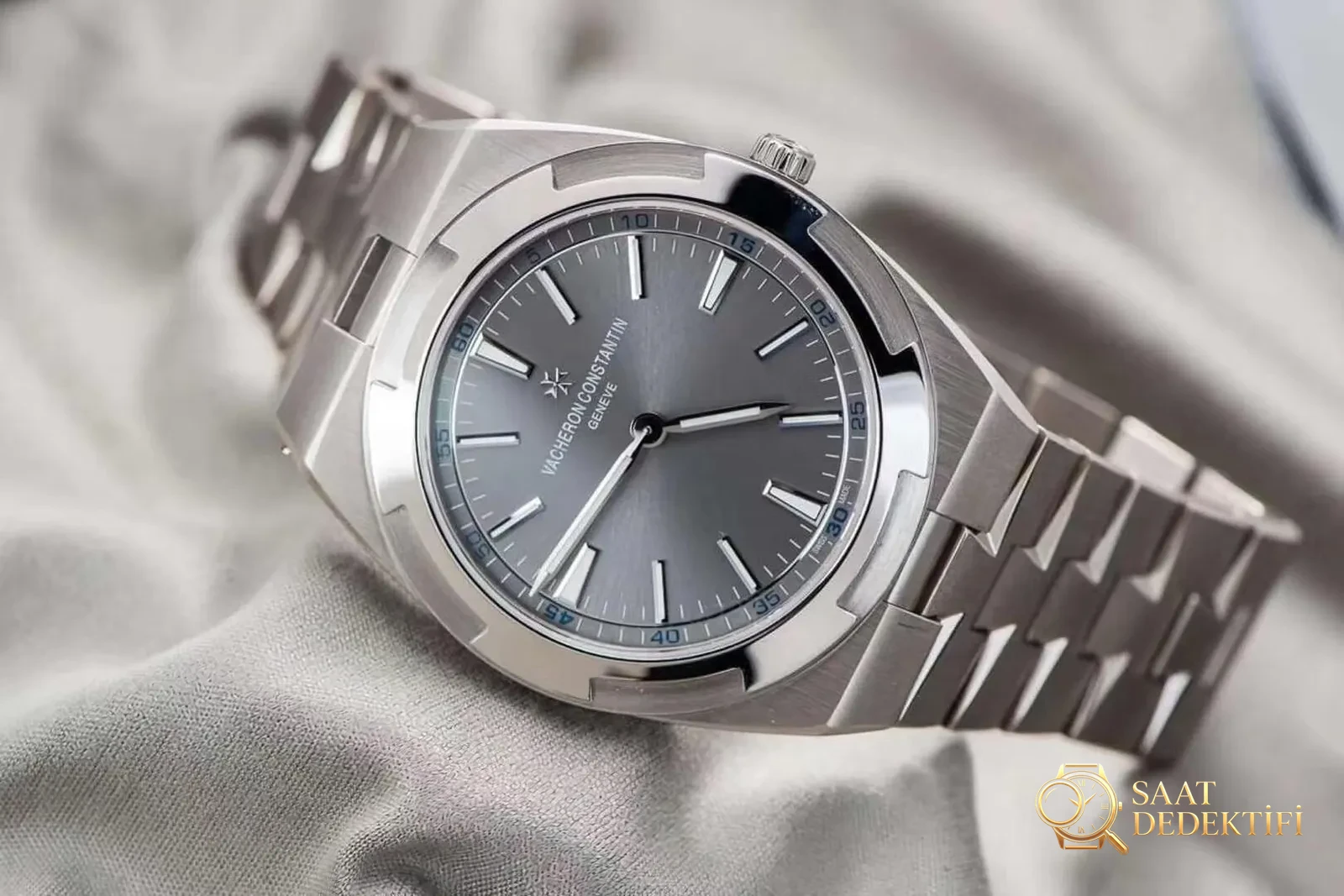 Vacheron Constantin Overseas 2000V İncelemesi - Ön Görünüm ve Kasa Tasarımı
