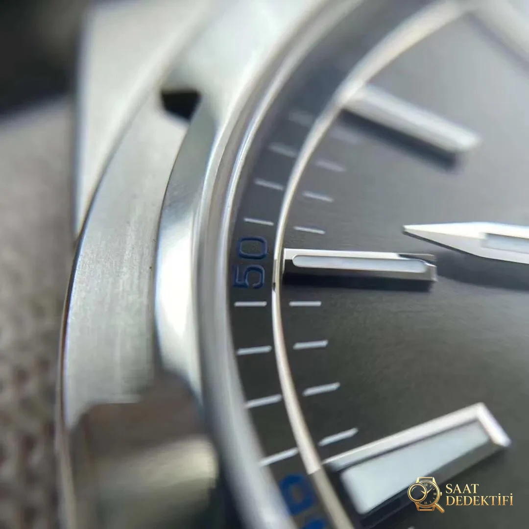 XF Vacheron Constantin Overseas 2000V ultra ince, orijinalini nasıl yakalıyor? - Kasa Profili ve Kurma Kolu İncelemesi