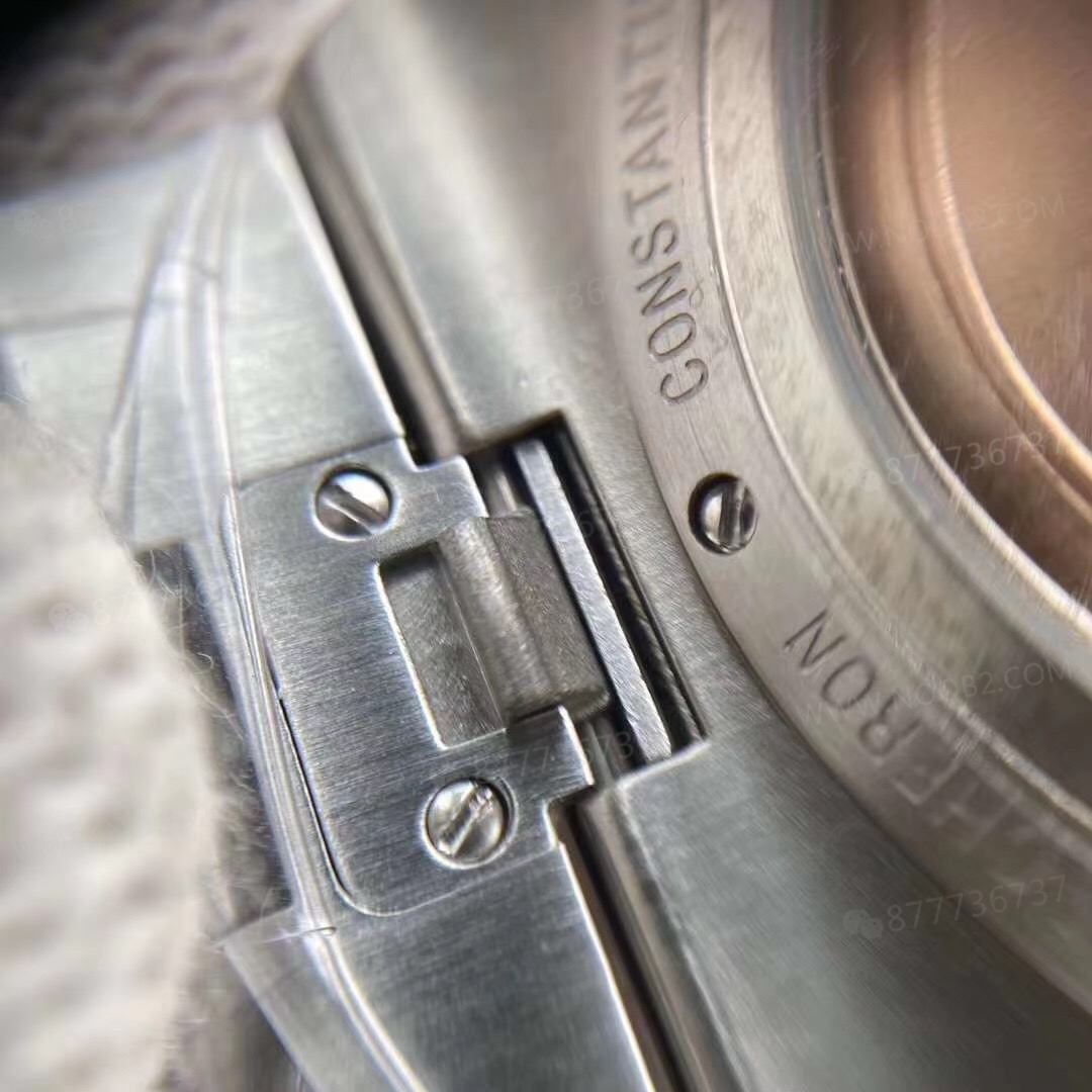 XF Vacheron Constantin Overseas 2000V ultra ince, orijinalini nasıl yakalıyor? — 10. fotoğraf