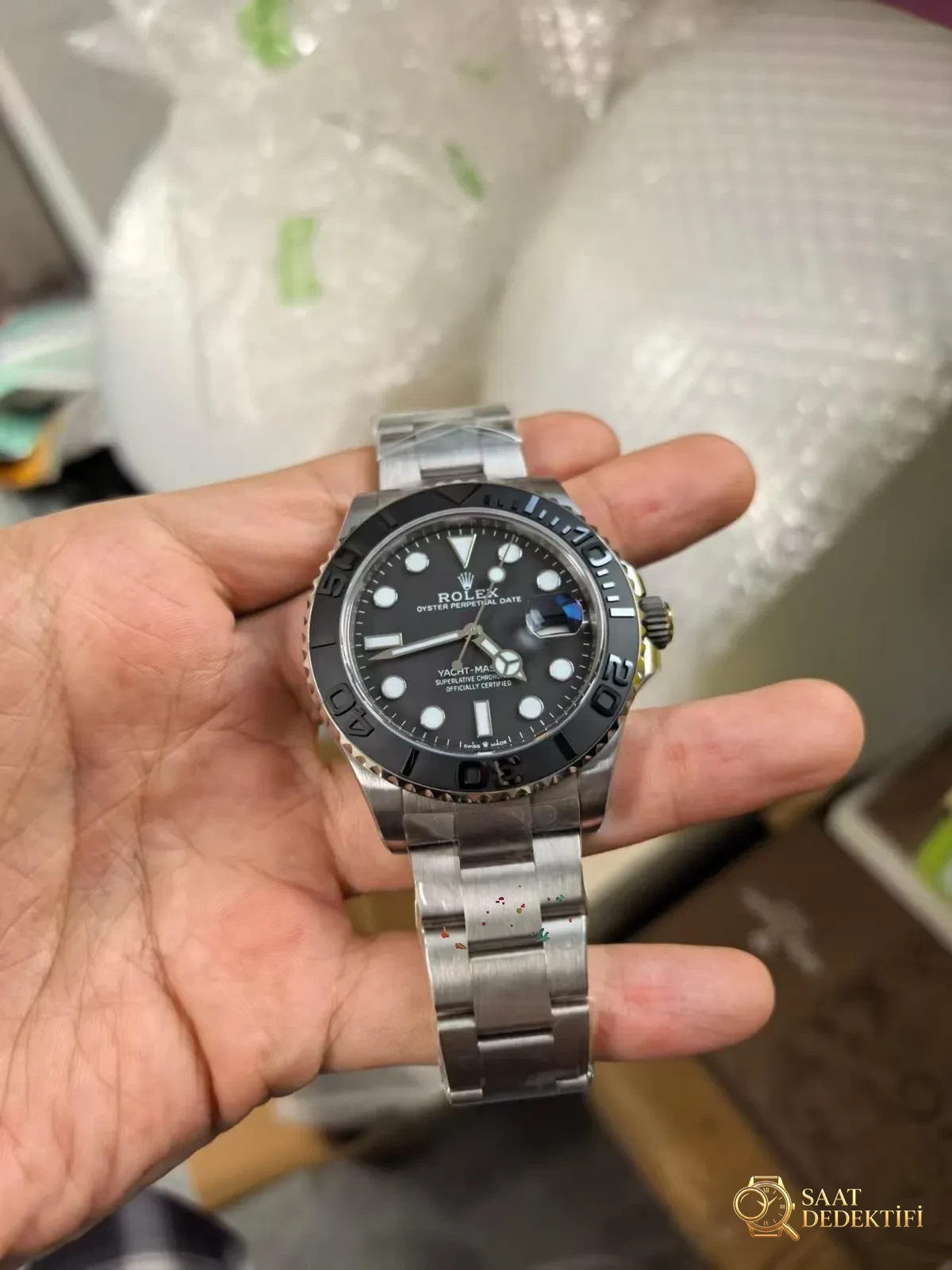 YachtMaster 226627 Hakkında - Arka Kapak ve Mekanizma Detayı